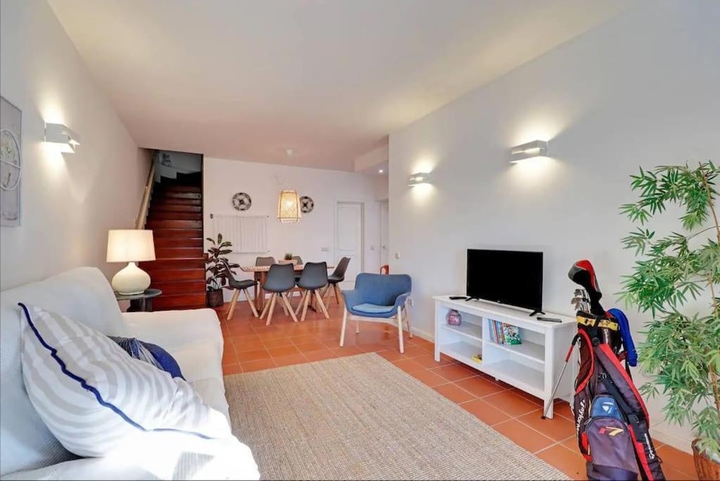Marina Family Duplex With Pool *
