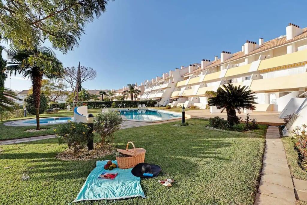 Marina Family Duplex With Pool *